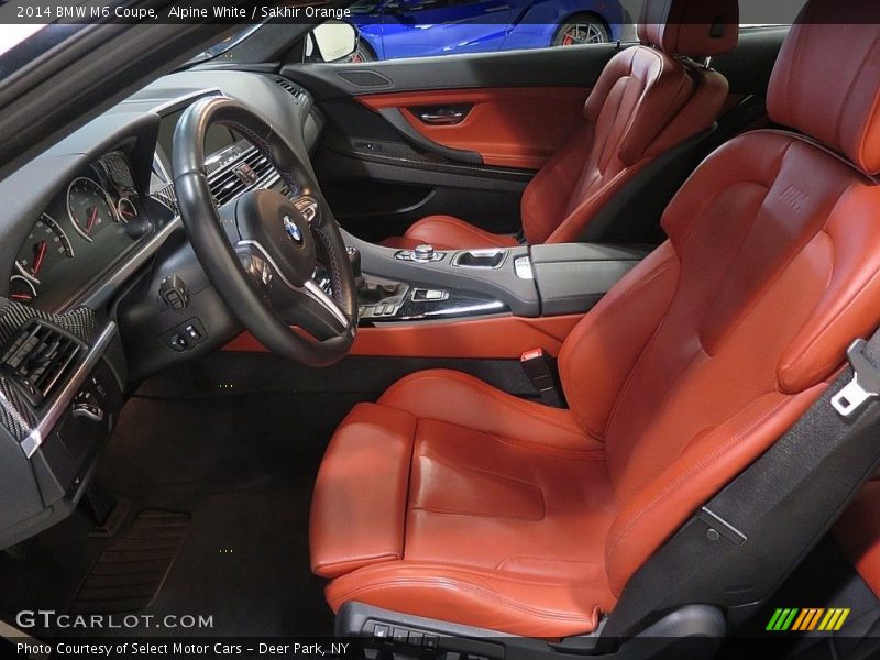 Alpine White / Sakhir Orange 2014 BMW M6 Coupe