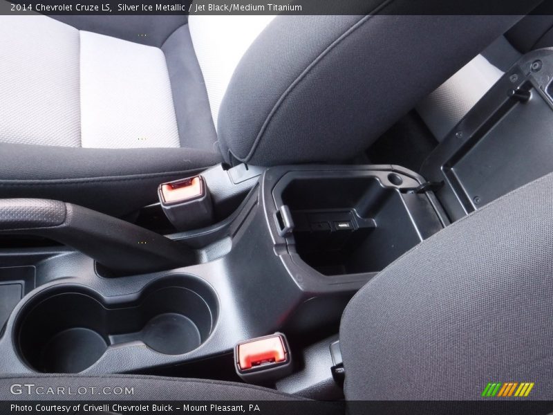 Silver Ice Metallic / Jet Black/Medium Titanium 2014 Chevrolet Cruze LS
