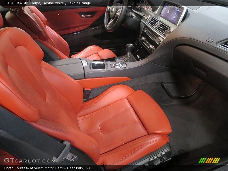 Alpine White / Sakhir Orange 2014 BMW M6 Coupe