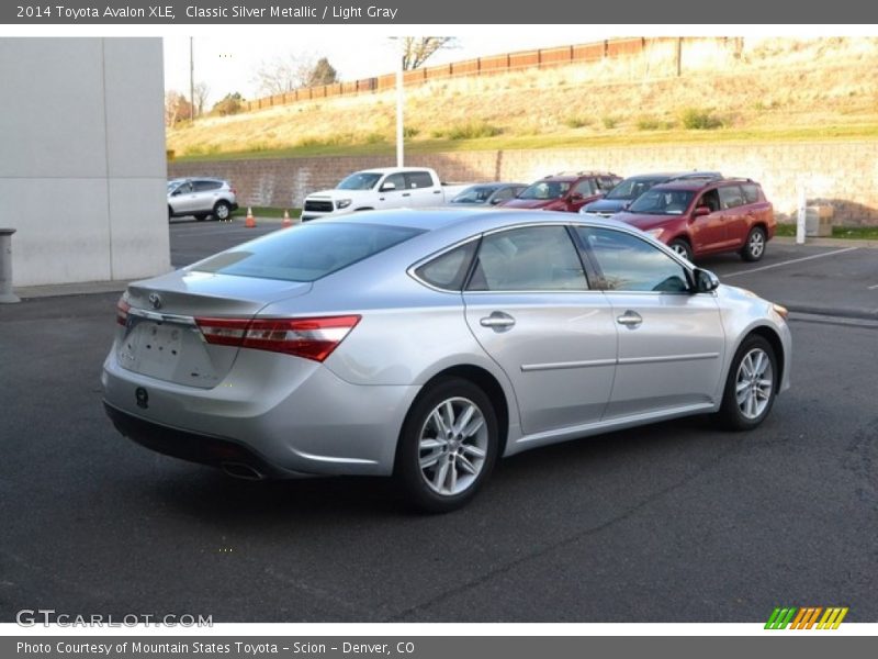 Classic Silver Metallic / Light Gray 2014 Toyota Avalon XLE