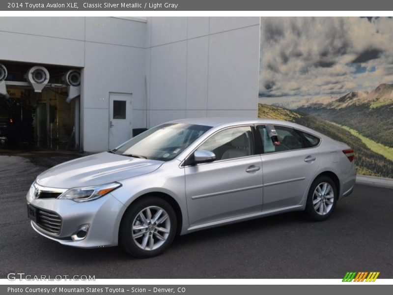 Classic Silver Metallic / Light Gray 2014 Toyota Avalon XLE