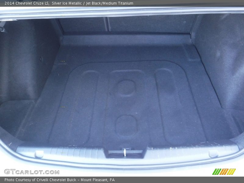 Silver Ice Metallic / Jet Black/Medium Titanium 2014 Chevrolet Cruze LS
