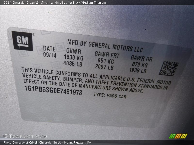 Silver Ice Metallic / Jet Black/Medium Titanium 2014 Chevrolet Cruze LS