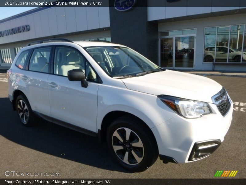 Crystal White Pearl / Gray 2017 Subaru Forester 2.5i