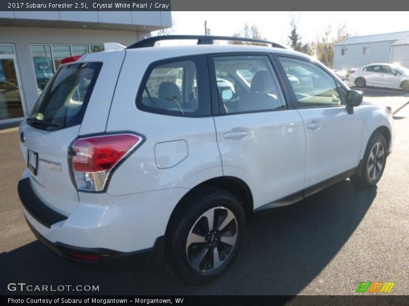 Crystal White Pearl / Gray 2017 Subaru Forester 2.5i