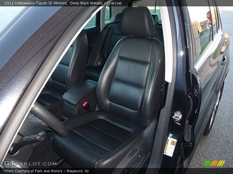 Deep Black Metallic / Charcoal 2011 Volkswagen Tiguan SE 4Motion