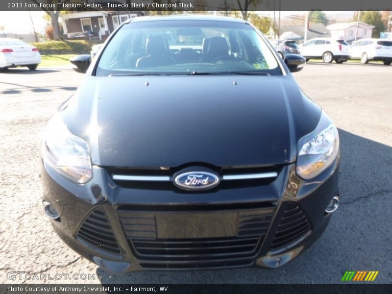 Tuxedo Black / Charcoal Black 2013 Ford Focus Titanium Sedan