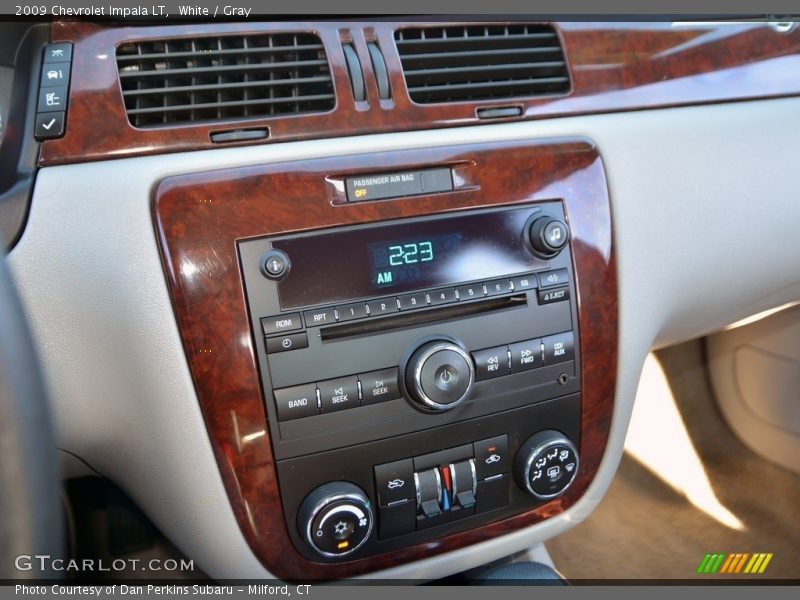 White / Gray 2009 Chevrolet Impala LT