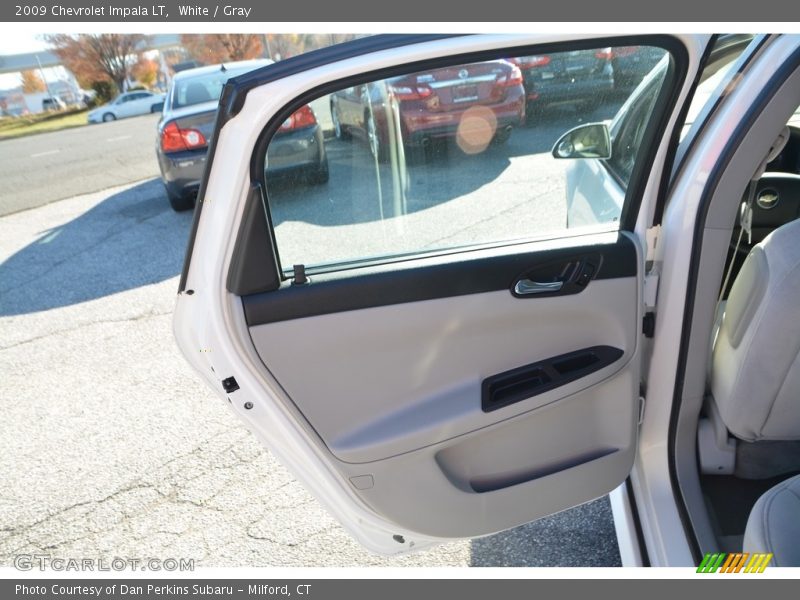 White / Gray 2009 Chevrolet Impala LT