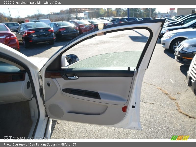 White / Gray 2009 Chevrolet Impala LT