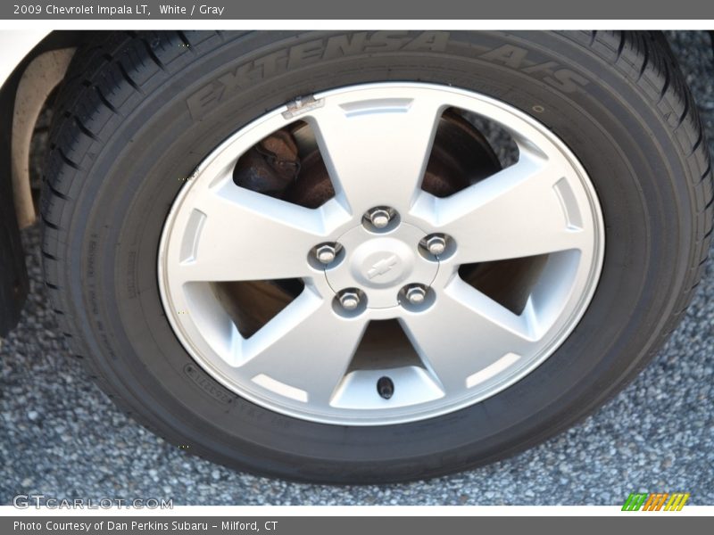 White / Gray 2009 Chevrolet Impala LT