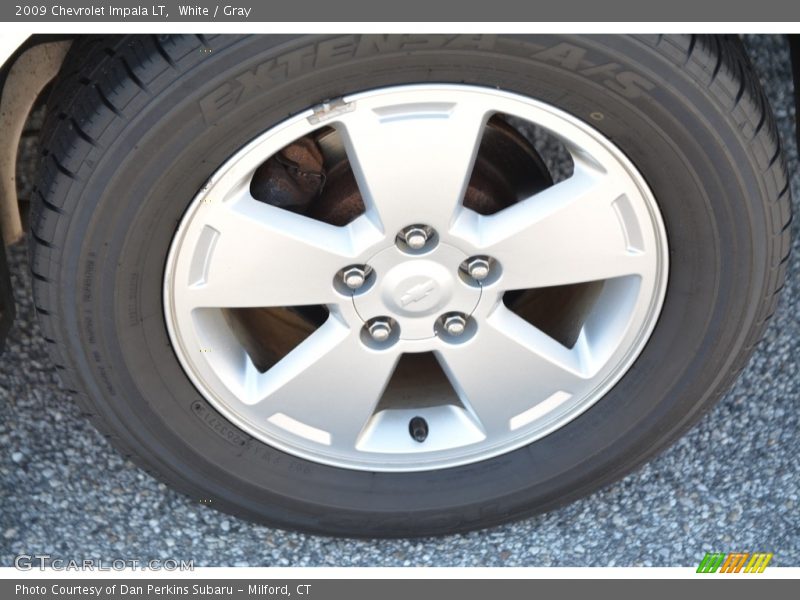 White / Gray 2009 Chevrolet Impala LT