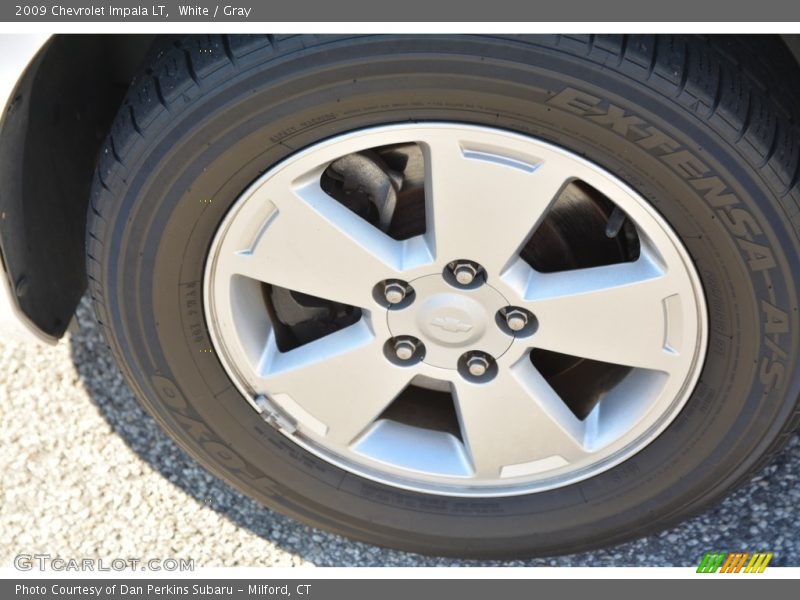 White / Gray 2009 Chevrolet Impala LT