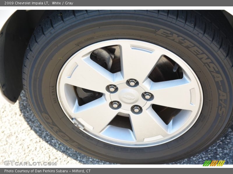 White / Gray 2009 Chevrolet Impala LT