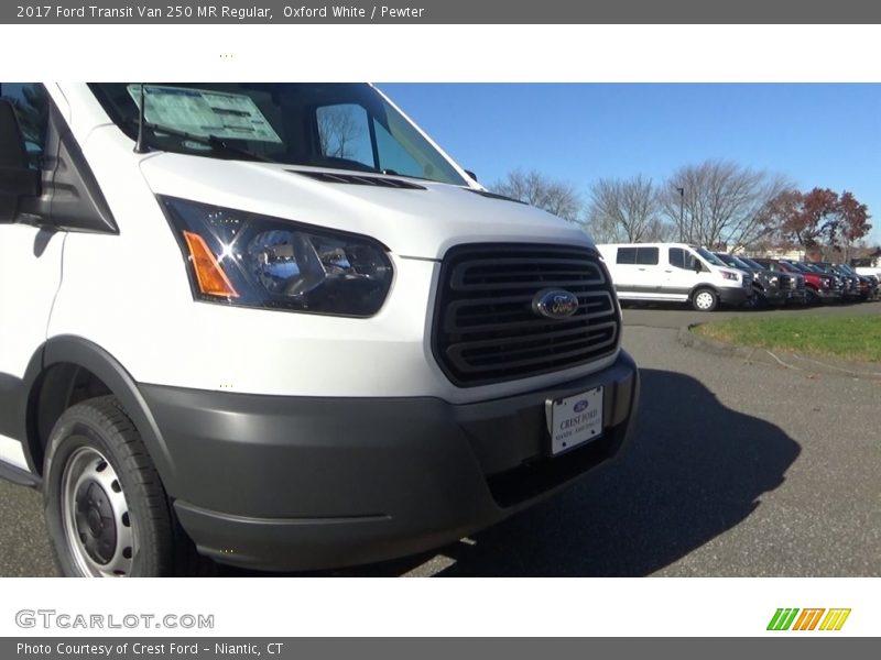 Oxford White / Pewter 2017 Ford Transit Van 250 MR Regular