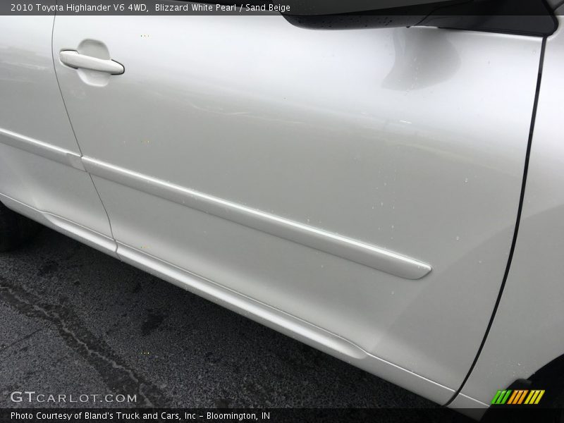 Blizzard White Pearl / Sand Beige 2010 Toyota Highlander V6 4WD