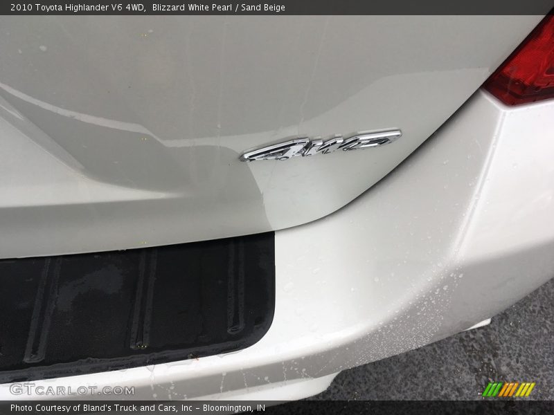 Blizzard White Pearl / Sand Beige 2010 Toyota Highlander V6 4WD