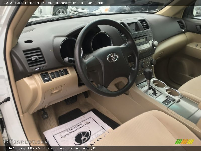Blizzard White Pearl / Sand Beige 2010 Toyota Highlander V6 4WD