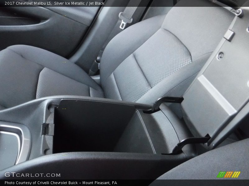 Silver Ice Metallic / Jet Black 2017 Chevrolet Malibu LS