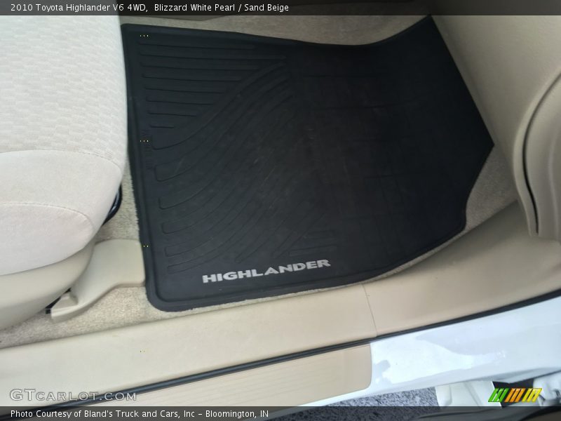Blizzard White Pearl / Sand Beige 2010 Toyota Highlander V6 4WD