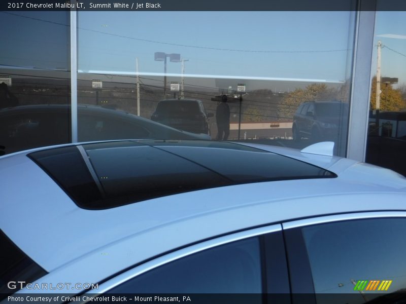 Summit White / Jet Black 2017 Chevrolet Malibu LT