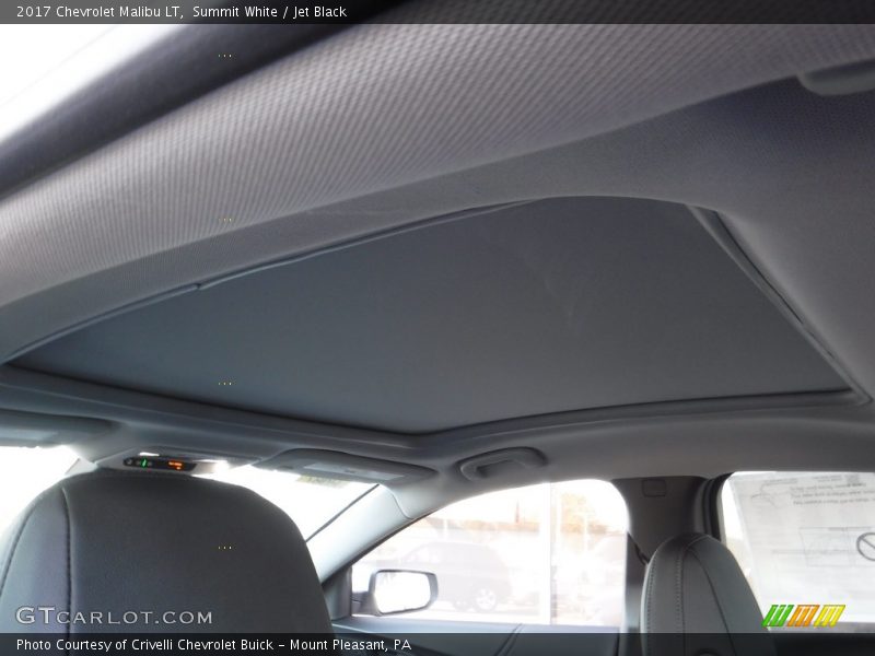 Summit White / Jet Black 2017 Chevrolet Malibu LT