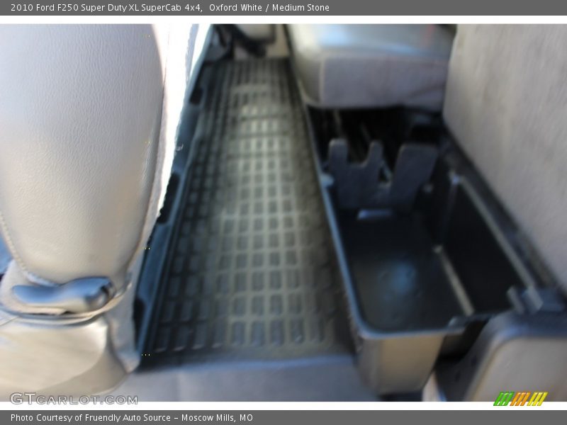 Oxford White / Medium Stone 2010 Ford F250 Super Duty XL SuperCab 4x4