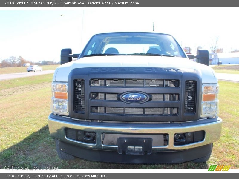 Oxford White / Medium Stone 2010 Ford F250 Super Duty XL SuperCab 4x4