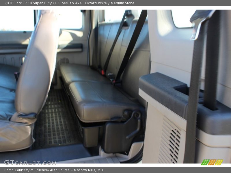 Oxford White / Medium Stone 2010 Ford F250 Super Duty XL SuperCab 4x4