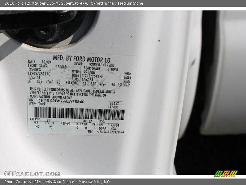 Oxford White / Medium Stone 2010 Ford F250 Super Duty XL SuperCab 4x4
