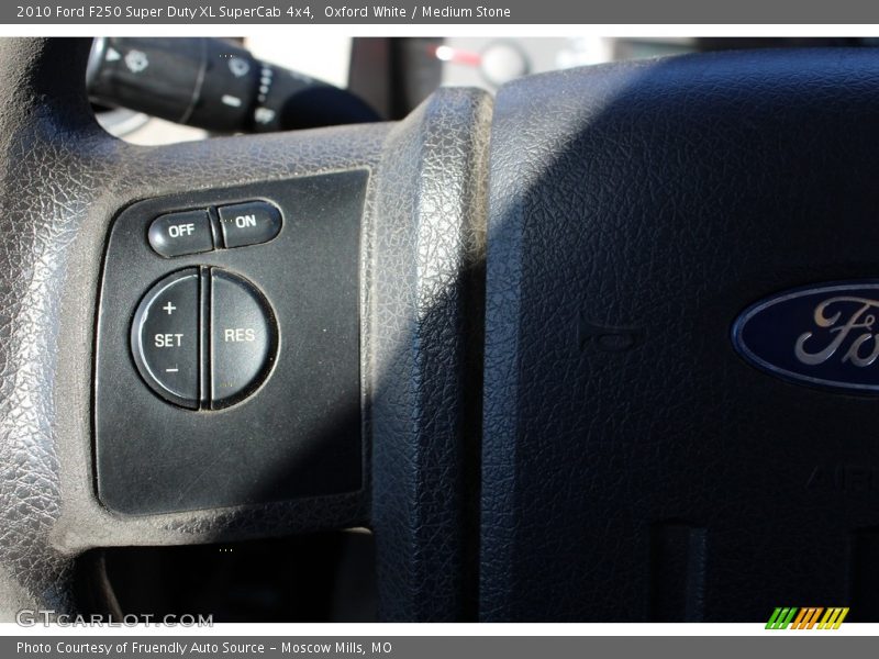 Oxford White / Medium Stone 2010 Ford F250 Super Duty XL SuperCab 4x4