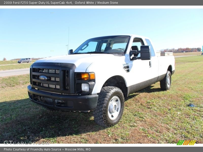Oxford White / Medium Stone 2009 Ford F250 Super Duty XL SuperCab 4x4