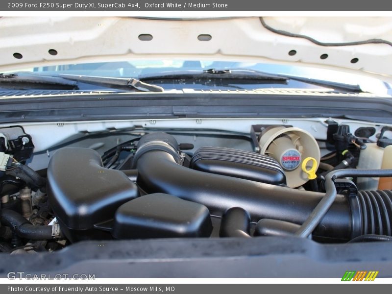Oxford White / Medium Stone 2009 Ford F250 Super Duty XL SuperCab 4x4