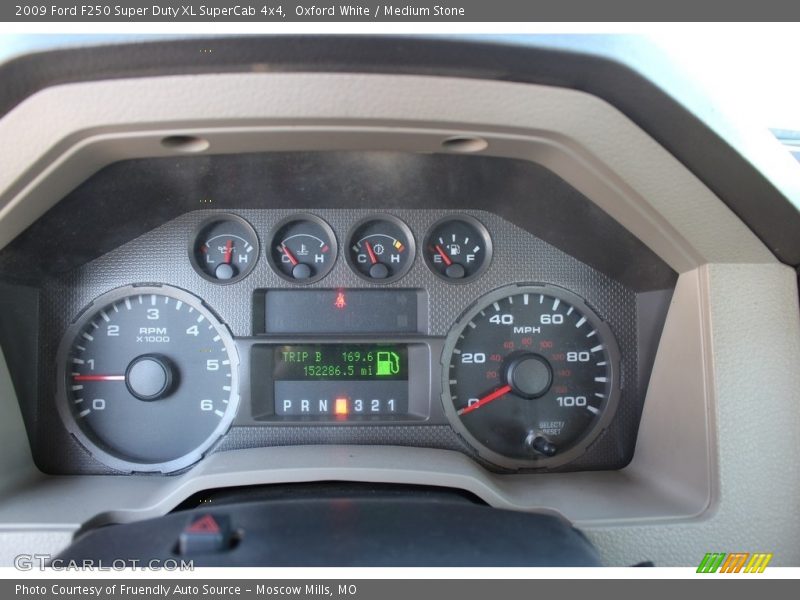 Oxford White / Medium Stone 2009 Ford F250 Super Duty XL SuperCab 4x4