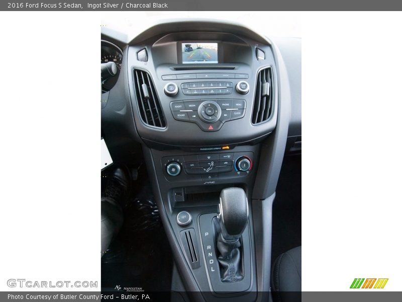 Ingot Silver / Charcoal Black 2016 Ford Focus S Sedan