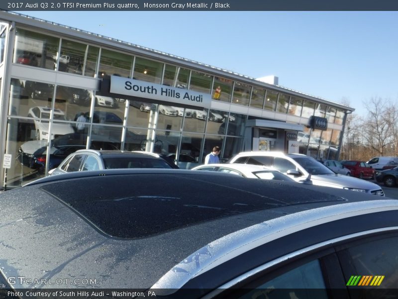 Monsoon Gray Metallic / Black 2017 Audi Q3 2.0 TFSI Premium Plus quattro
