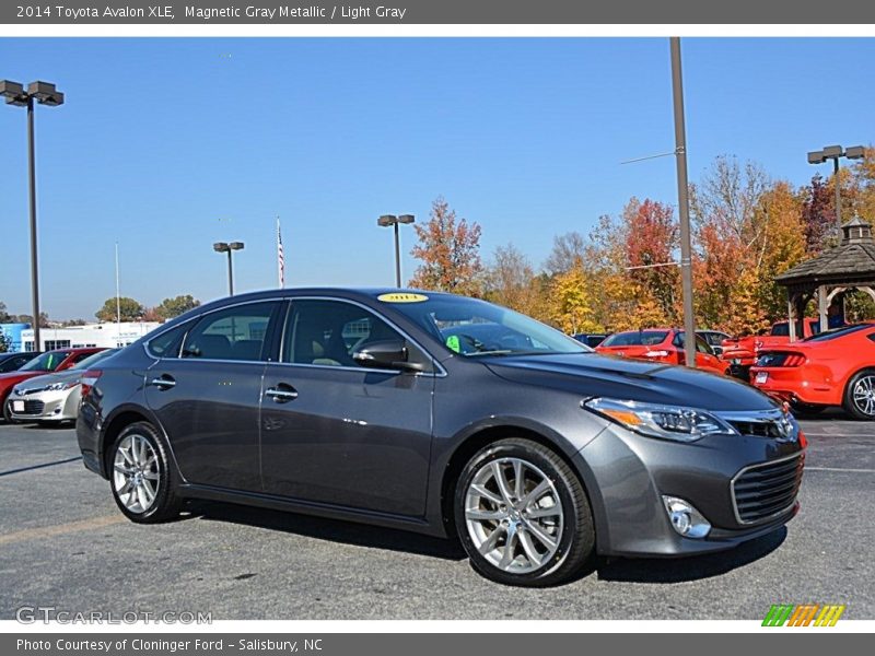 Magnetic Gray Metallic / Light Gray 2014 Toyota Avalon XLE