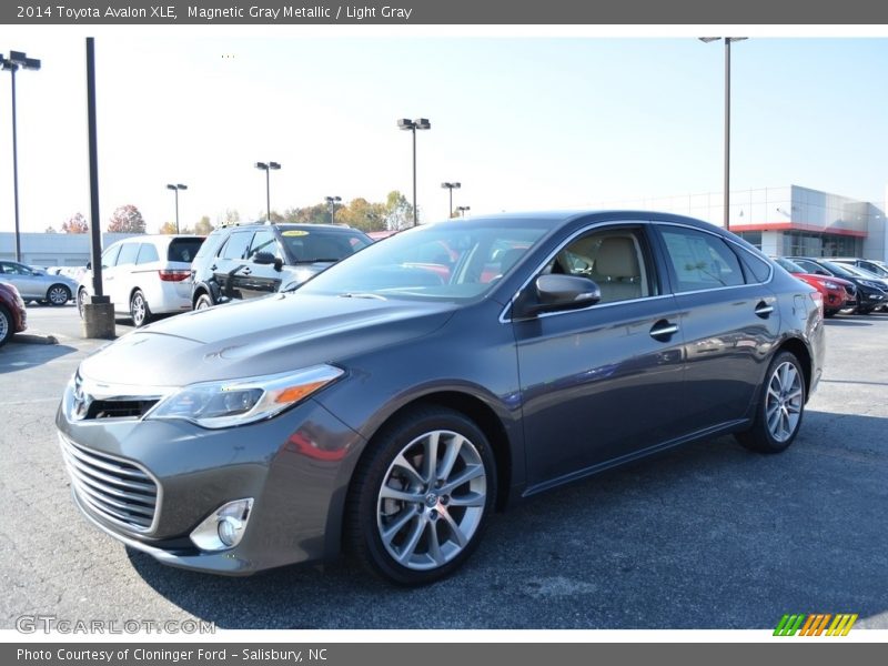 Magnetic Gray Metallic / Light Gray 2014 Toyota Avalon XLE