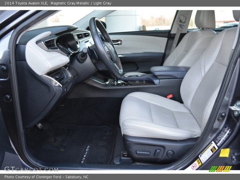 Magnetic Gray Metallic / Light Gray 2014 Toyota Avalon XLE