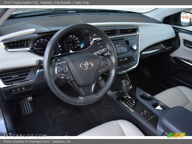 Magnetic Gray Metallic / Light Gray 2014 Toyota Avalon XLE