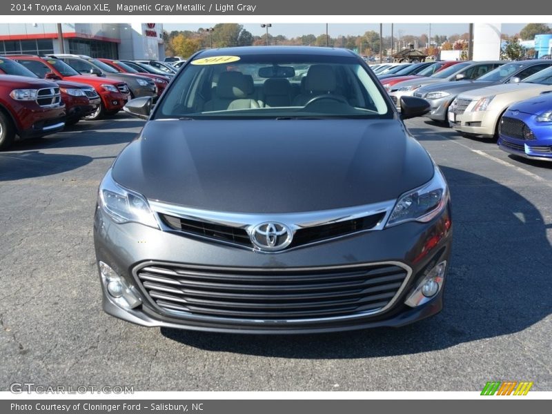 Magnetic Gray Metallic / Light Gray 2014 Toyota Avalon XLE
