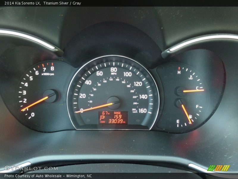 Titanium Silver / Gray 2014 Kia Sorento LX