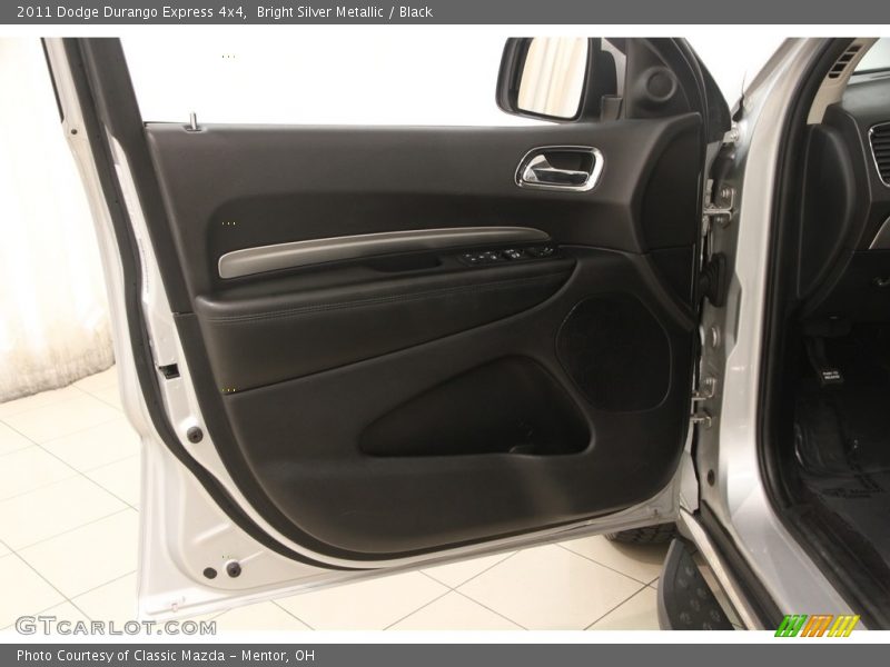 Bright Silver Metallic / Black 2011 Dodge Durango Express 4x4
