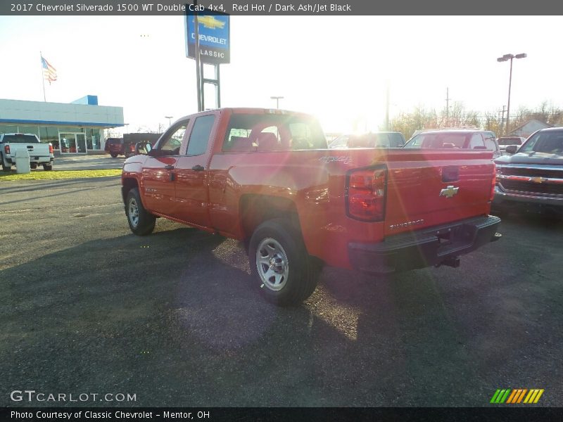Red Hot / Dark Ash/Jet Black 2017 Chevrolet Silverado 1500 WT Double Cab 4x4