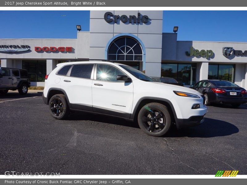 Bright White / Black 2017 Jeep Cherokee Sport Altitude