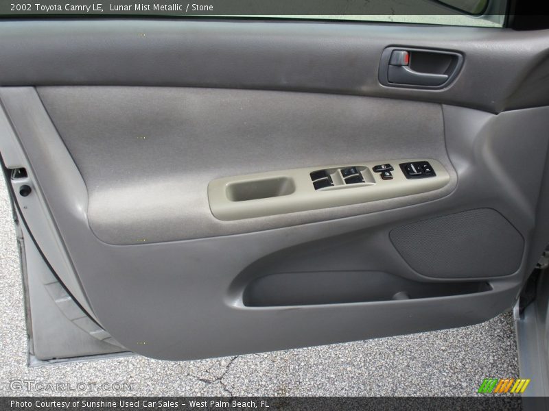 Lunar Mist Metallic / Stone 2002 Toyota Camry LE