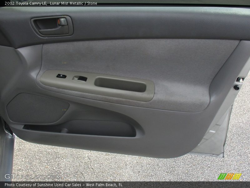 Lunar Mist Metallic / Stone 2002 Toyota Camry LE