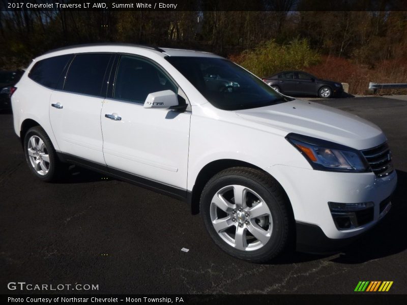 Summit White / Ebony 2017 Chevrolet Traverse LT AWD