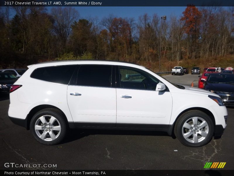 Summit White / Ebony 2017 Chevrolet Traverse LT AWD
