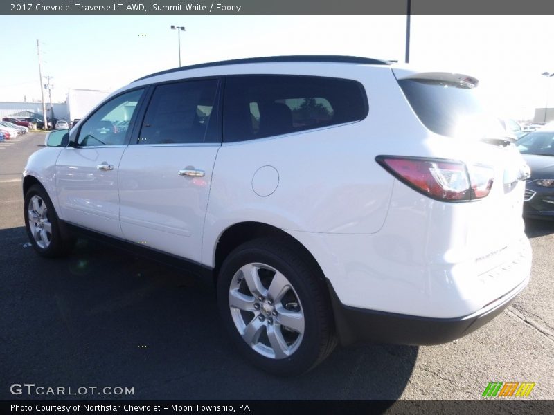 Summit White / Ebony 2017 Chevrolet Traverse LT AWD